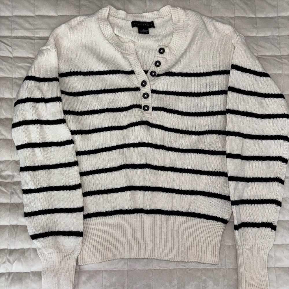 Forever 21 Black and White Striped Sweater